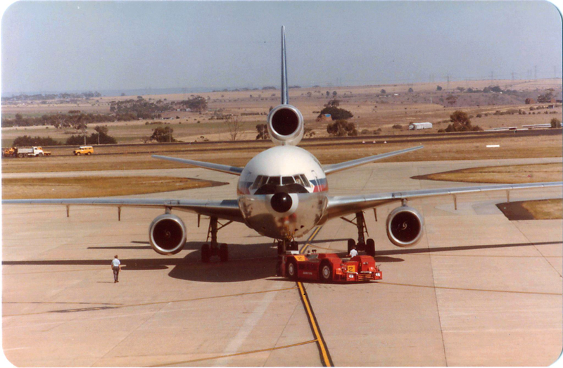 Illustration for article titled Melbourne International Airport 1984 (or there abouts)